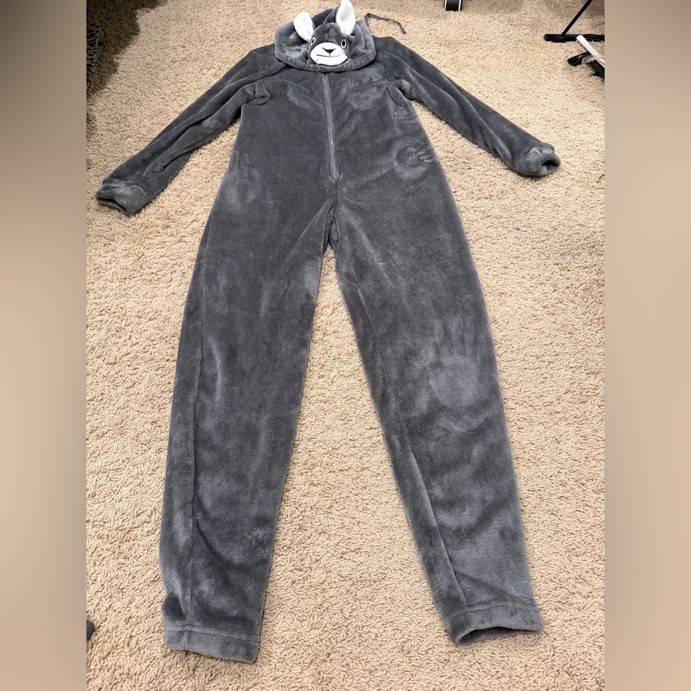 Hot Kiss Grey Animal Hooded Onesie | Zip Front | Size Medium